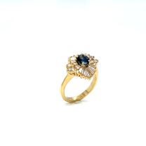 18KY OVAL BLUE SAPPHIRE AND DIAMOND RING